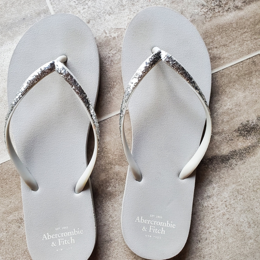 Abercrombie flip-flops